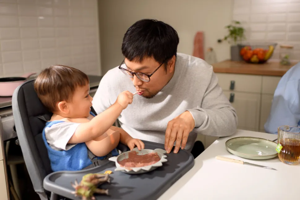 Ava højstol - Beyond Grey