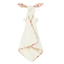 Bashful Kanin, Mimi Strawberry nusseklud