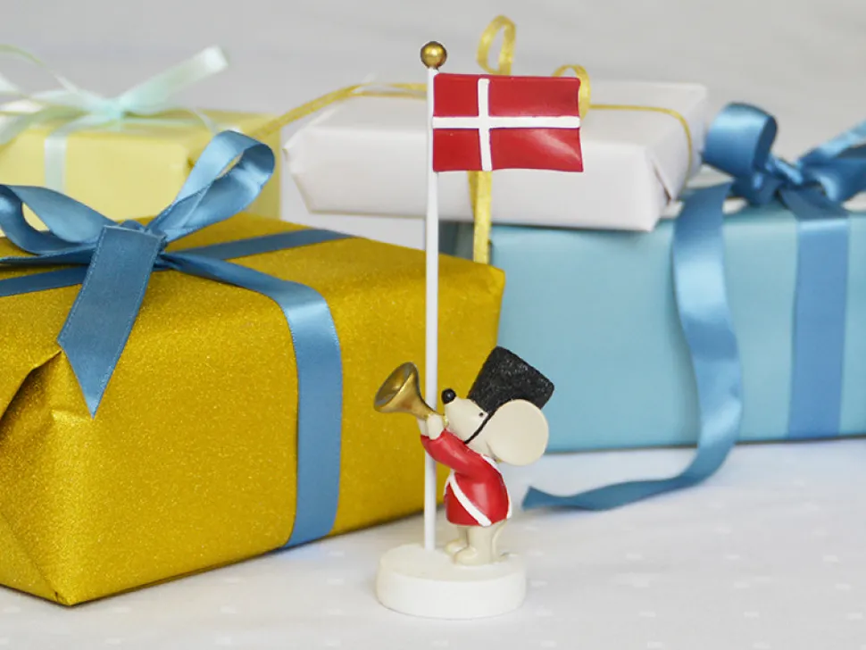 Bordflag, mus med trompet