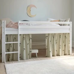 ECO Comfort halvhøj seng hvid, med forhæng grøn