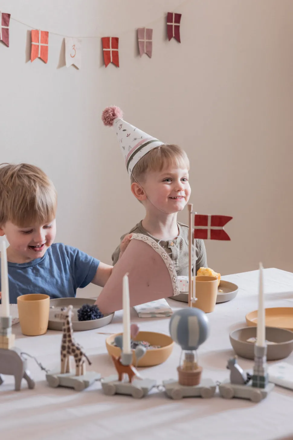 Fødselsdags bordflag, træ