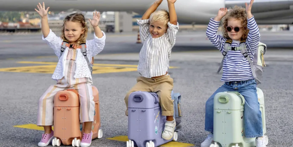 JetKids BedBox - Coral Pink