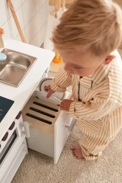 Legekøkken med opvaskemaskine