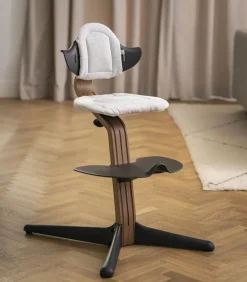 Nomi højstol - valnød sort