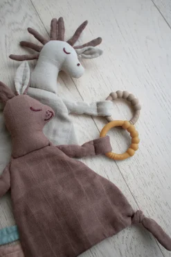 Nusseklud med bidering - Hesten Henry