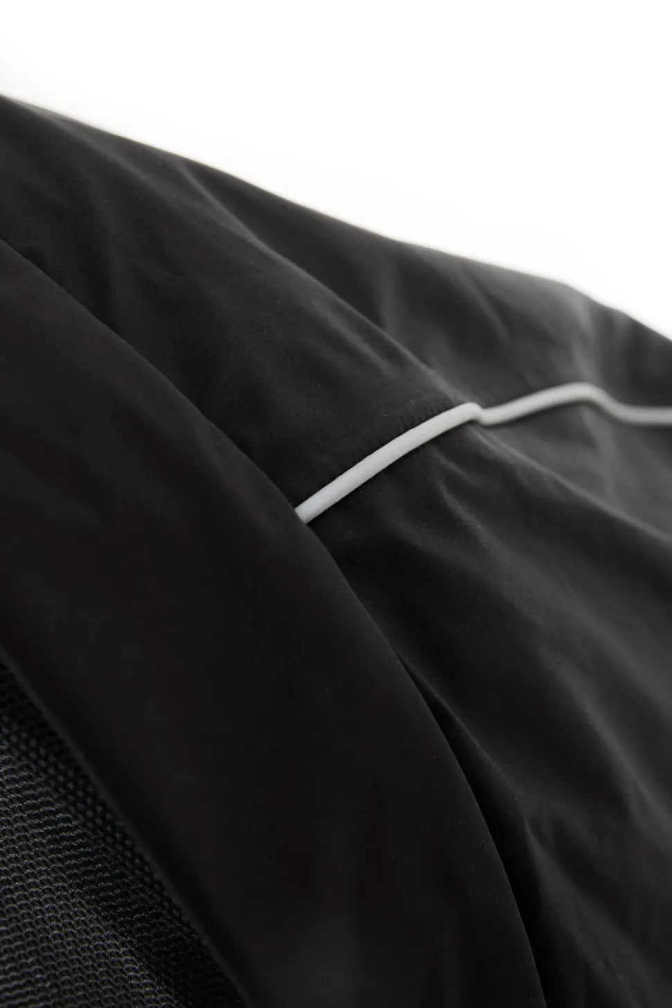 Regslag med mesh vindue