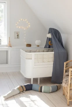 Sengehimmel, forest lake blue