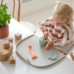 Silikone dækkeserviet m/høj kant Elphee - Sand