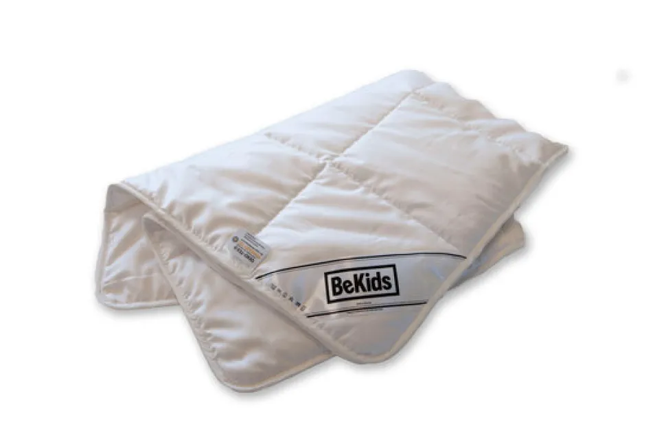 Silke babydyne med sengetøj - Misty rose