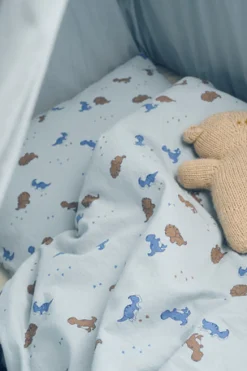 Silke babydyne med sengetøj - Blue fog