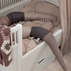 Sleepy Croc strikket pude - seabreeze beige