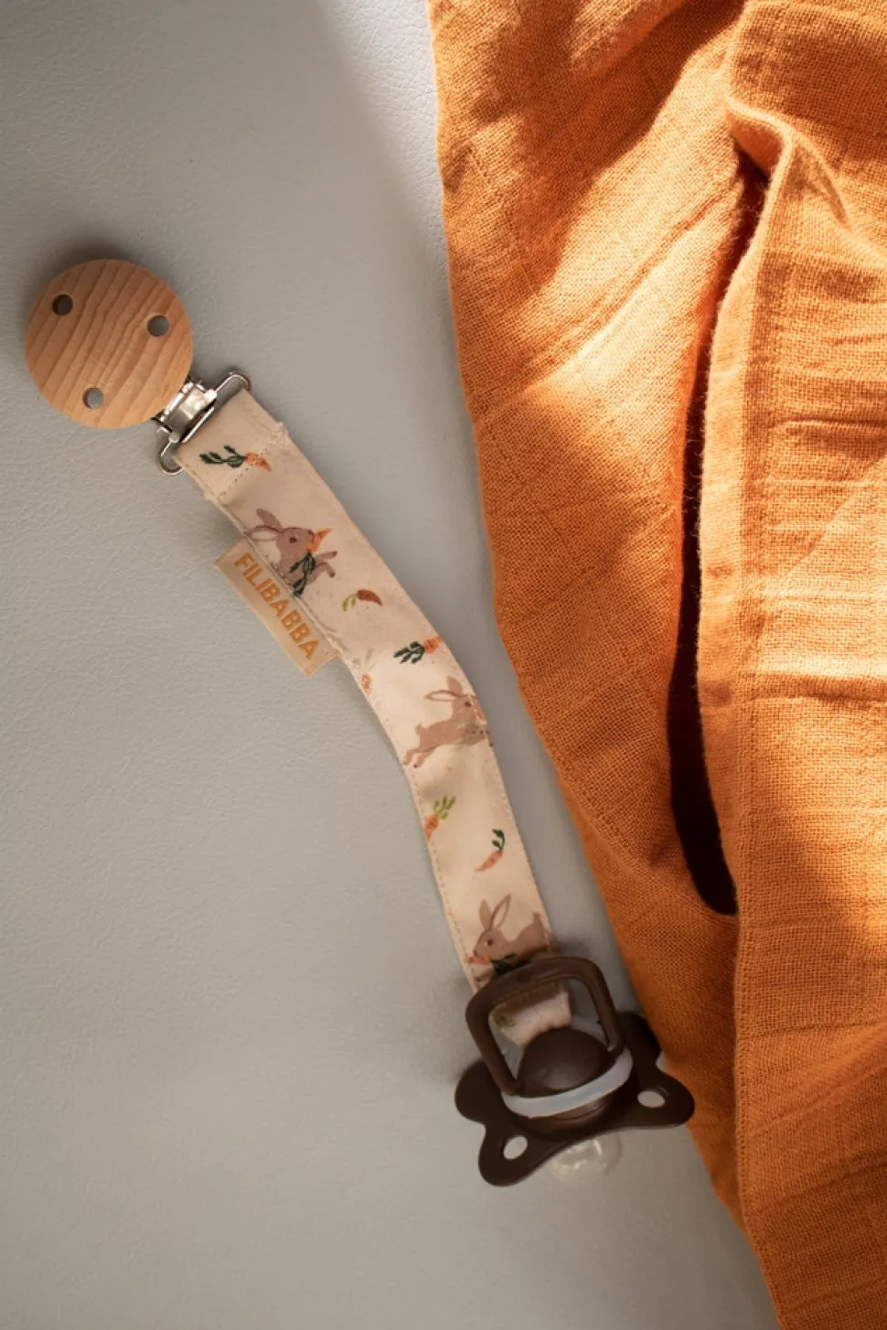 Suttesnor - Carrot Thief