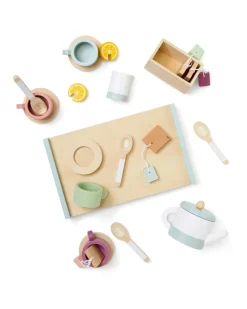 Tesæt i træ, pastel