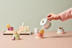 Tesæt i træ, pastel