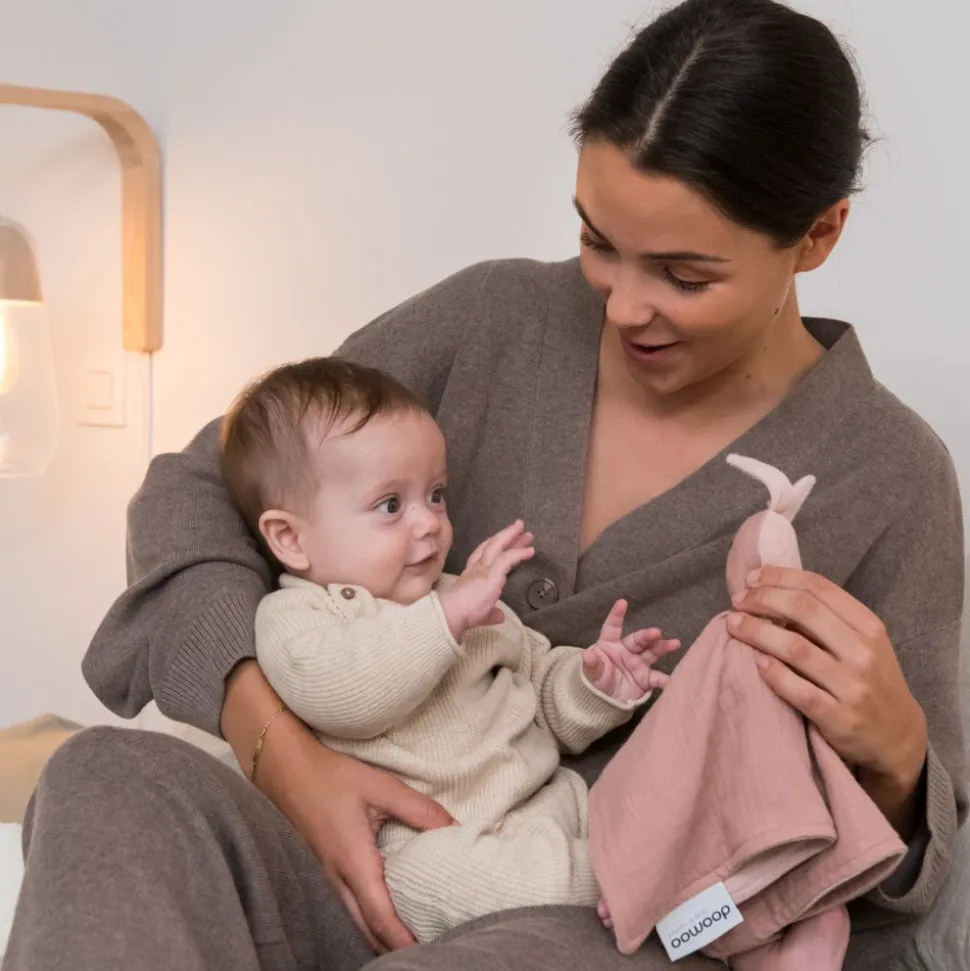 Vendbar nusseklud Rosa